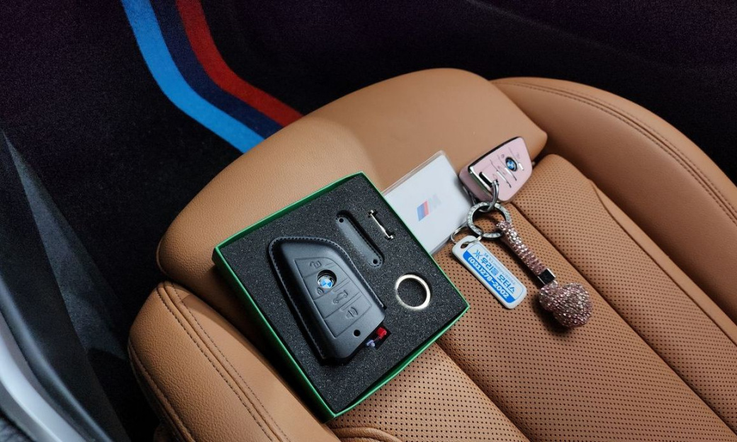 BMW 3-Series 320i M Sport, 2024