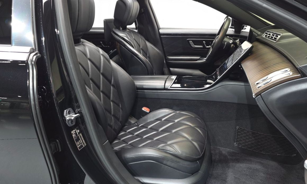 Mercedes-Benz S-Class Maybach S680 4MATIC, 2022