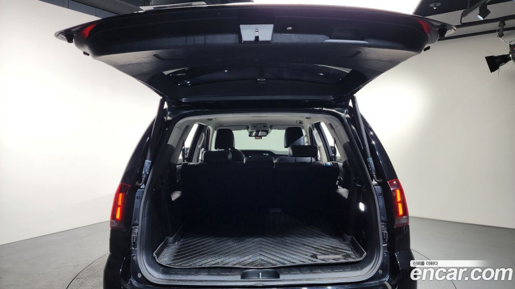 Kia Mohave Diesel 3.0 4WD 5-Seater, 2022