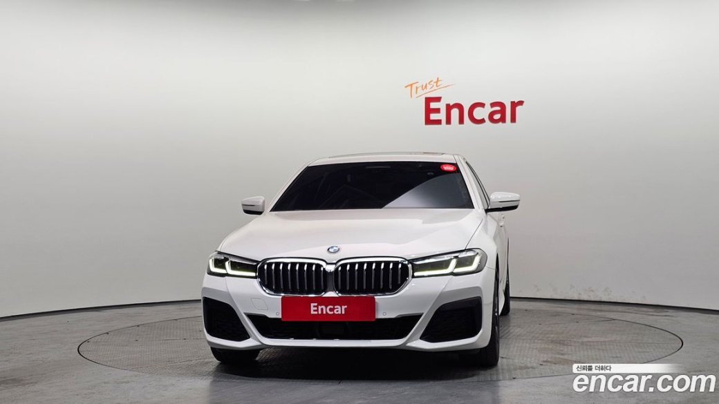 BMW 5-Series 530i M Sport Package, 2022