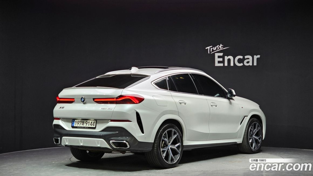 BMW X6 xDrive30d M Sport, 2022