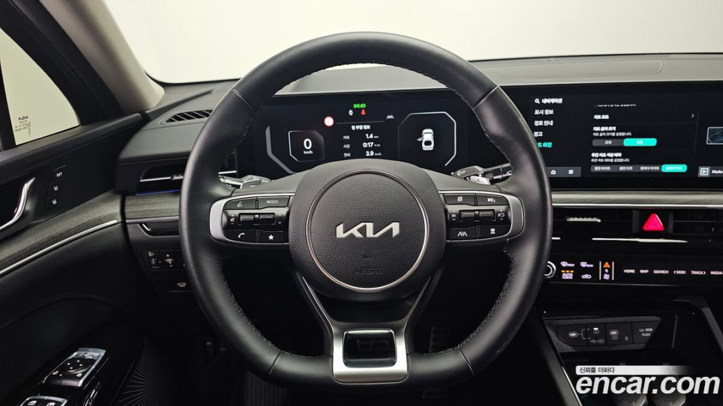 Kia K5 1.6 Turbo, 2025