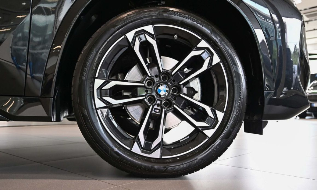 BMW X1 xDrive 20i M Sport, 2026