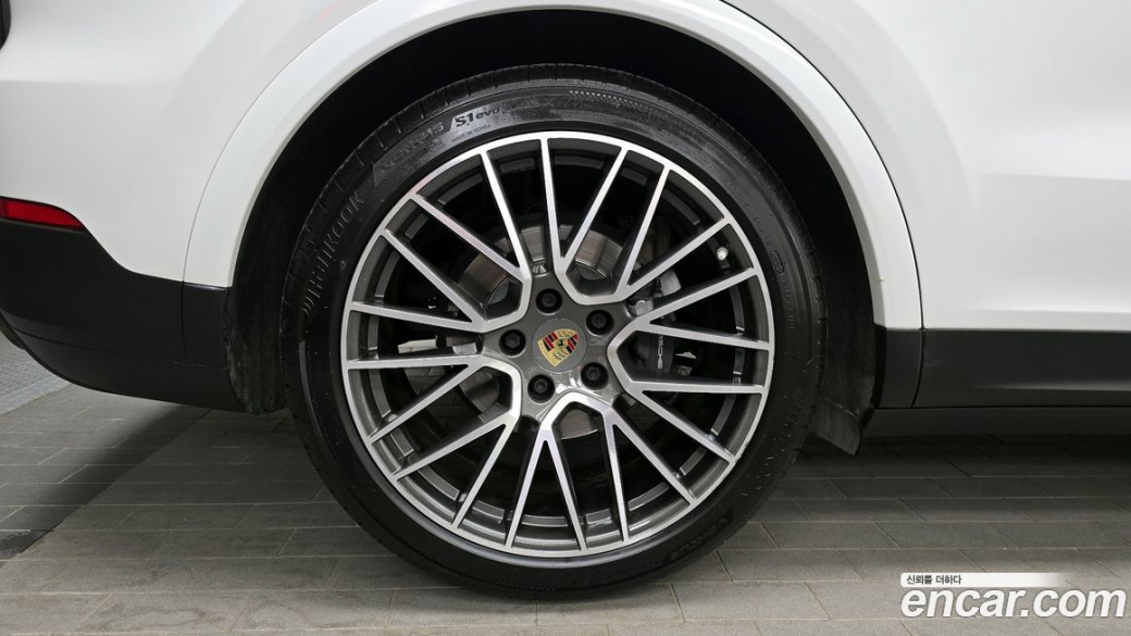 Porsche Cayenne 3.0, 2023