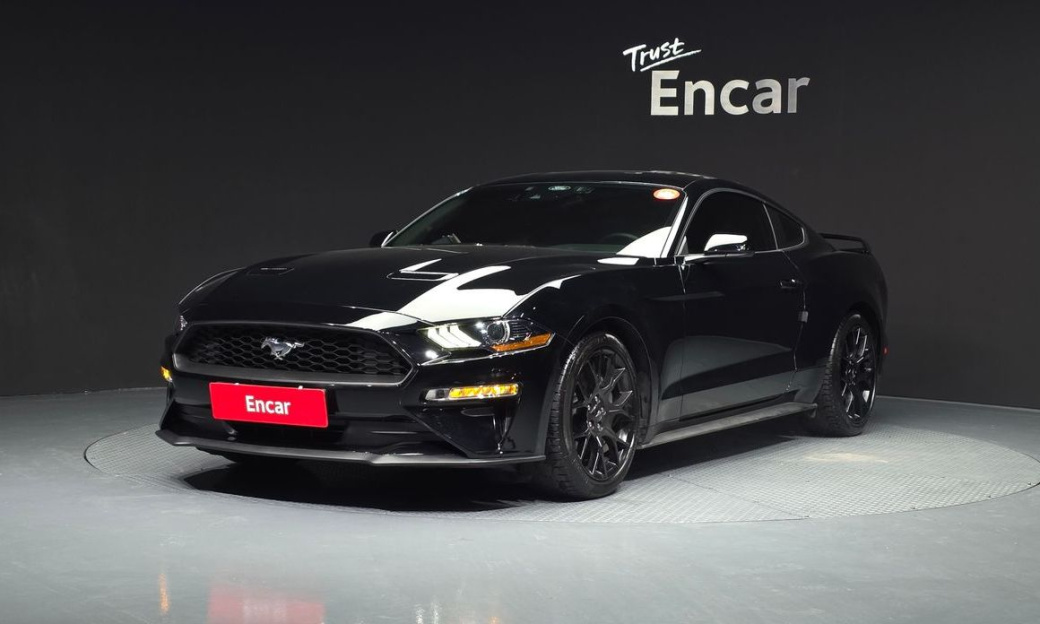 Ford Mustang Coupe, 2022