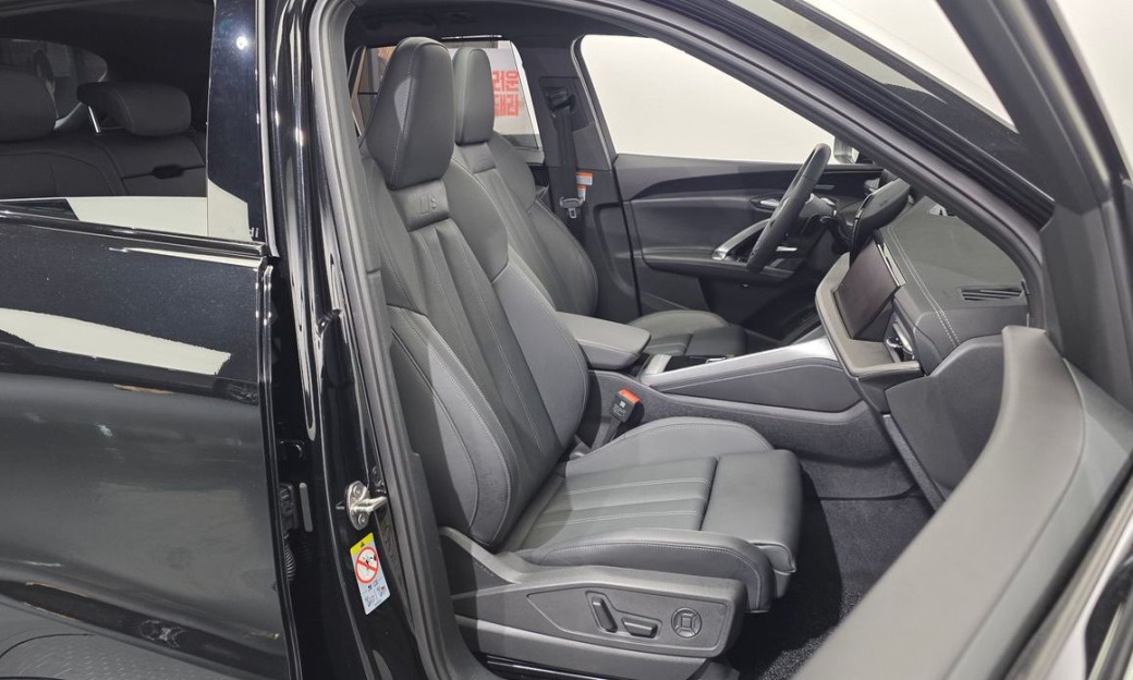 Audi Q5 45 TFSI Quattro S Line Black Ediiton, 2025