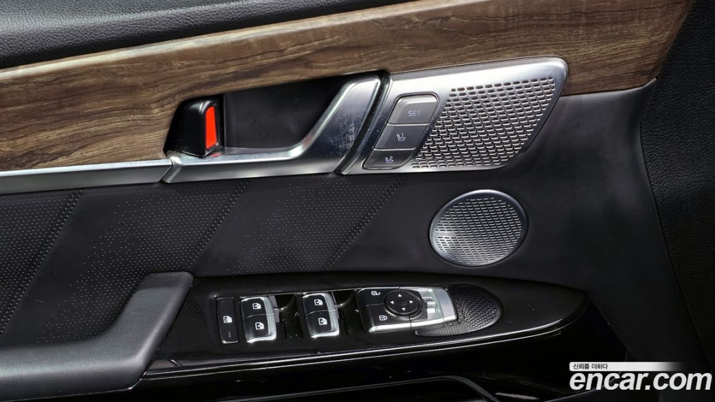 Kia Mohave Diesel 3.0 4WD 6-Seater, 2022