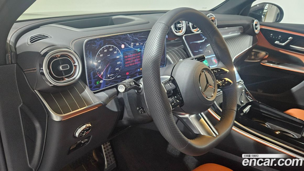 Mercedes-Benz GLC-Class GLC300 4MATIC AMG Line, 2026