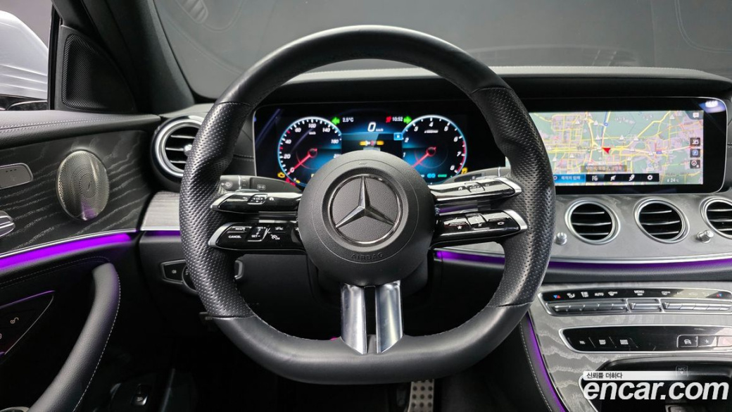 Mercedes-Benz E-Class E350 4MATIC AMG Line, 2022