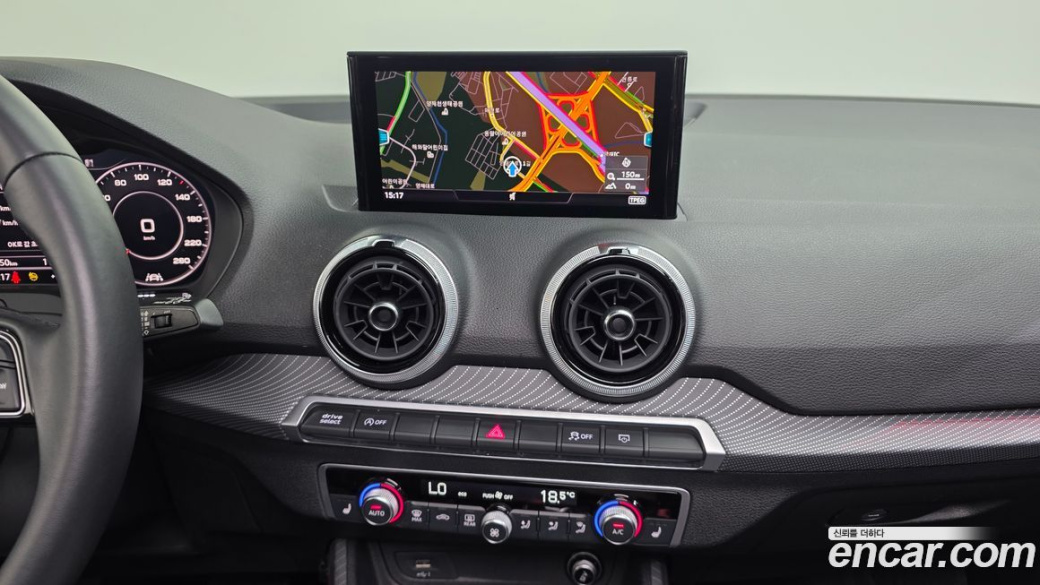 Audi Q2 35 TDI, 2023