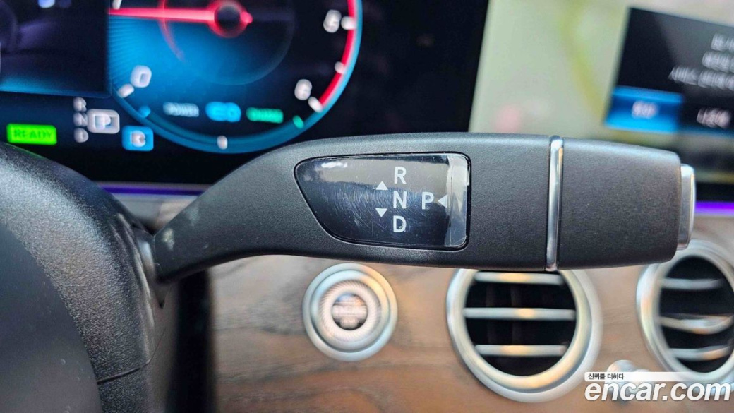 Mercedes-Benz E-Class E220d 4MATIC Exclusive, 2023