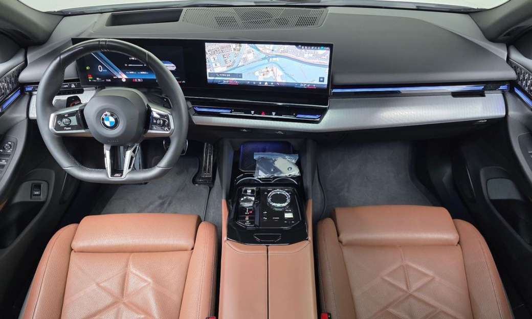 BMW 5-Series 530i xDrive M Sport, 2024