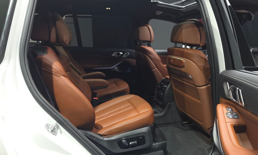 BMW X7 M60i xDrive M sport 6STR, 2025