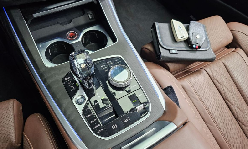 BMW X7 xDrive 40d Design Pure Excellence 7-Seater, 2022