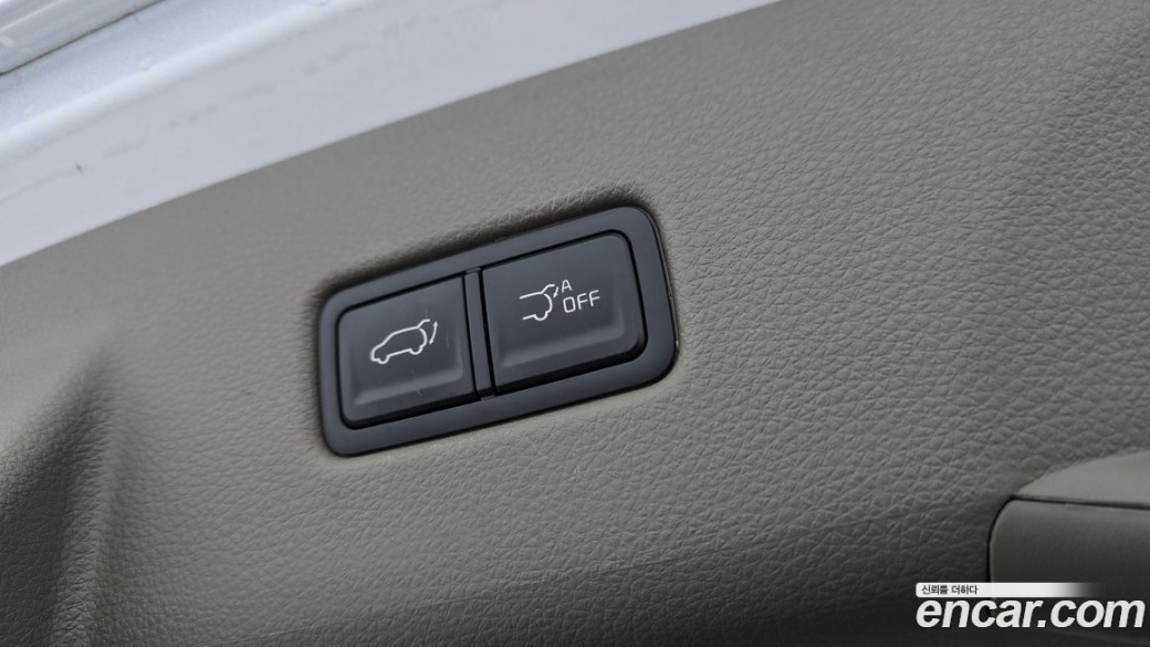 Kia Carnival 7-Seater Hi-Limousine, 2022