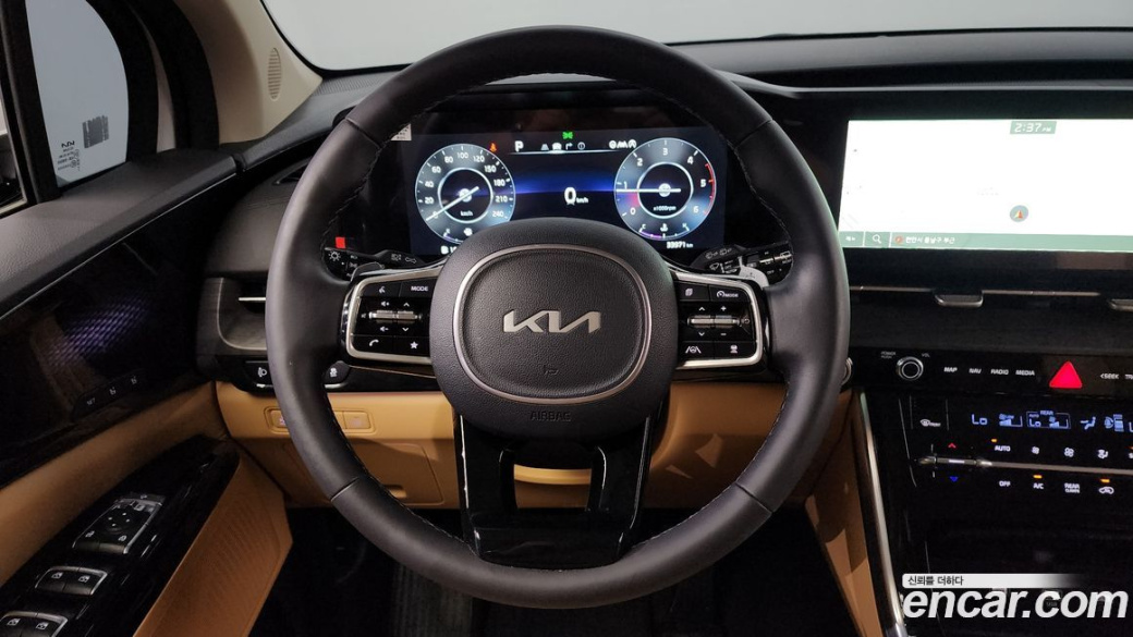 Kia Carnival 9-Seater Signature, 2023