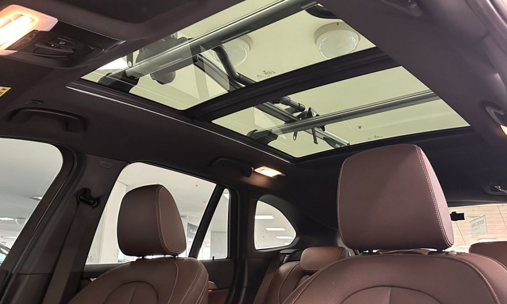 BMW X1 xDrive 20i M Sport, 2022