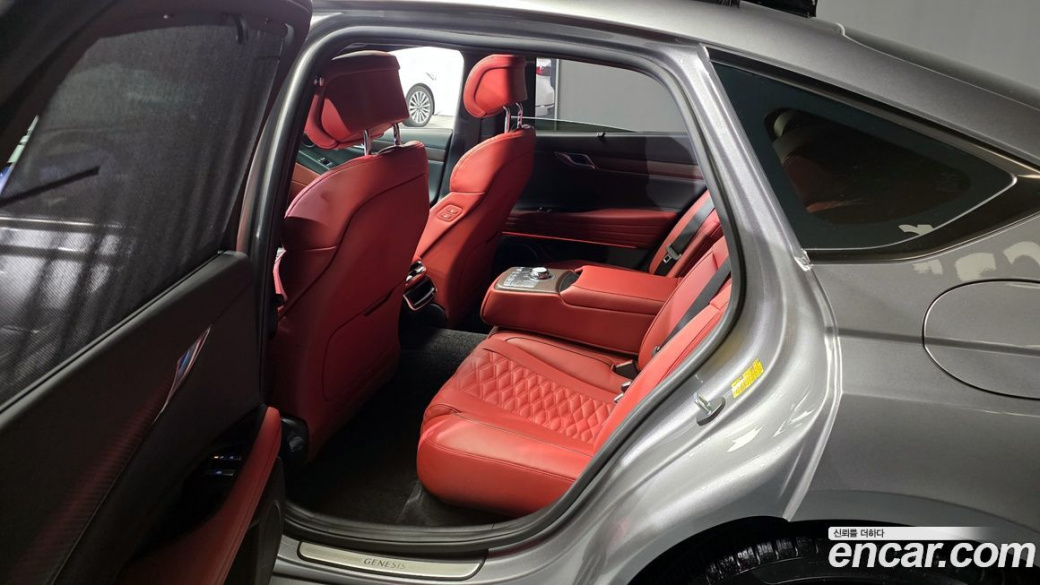 Genesis G80 Gasoline 2.5 Turbo AWD, 2025