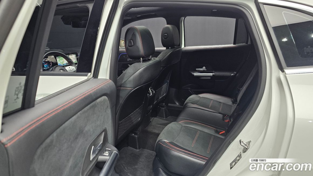Mercedes-Benz GLA-Class GLA250 4MATIC, 2023