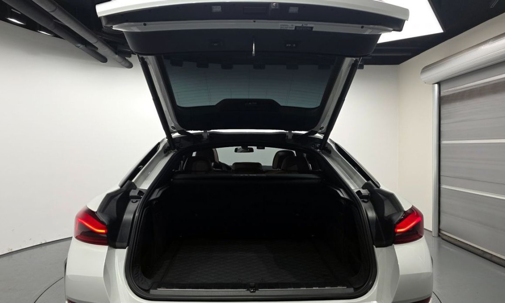 BMW X6 xDrive40i M Sport, 2023