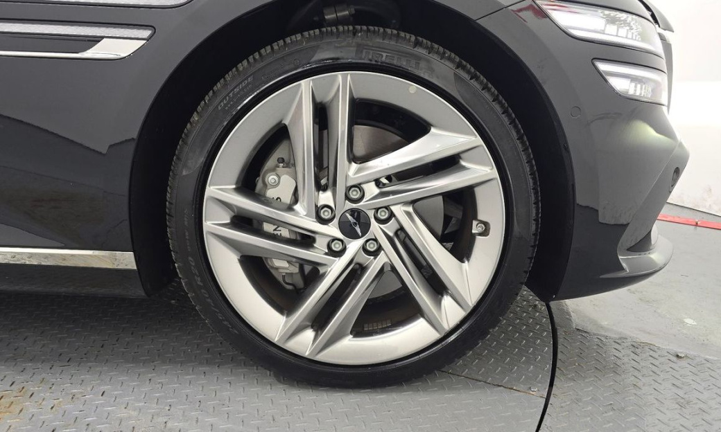 Genesis G80 Gasoline 2.5 Turbo AWD, 2025