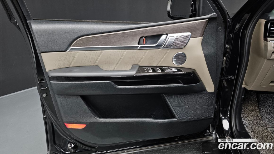 Kia Mohave Diesel 3.0 4WD 5-Seater, 2022