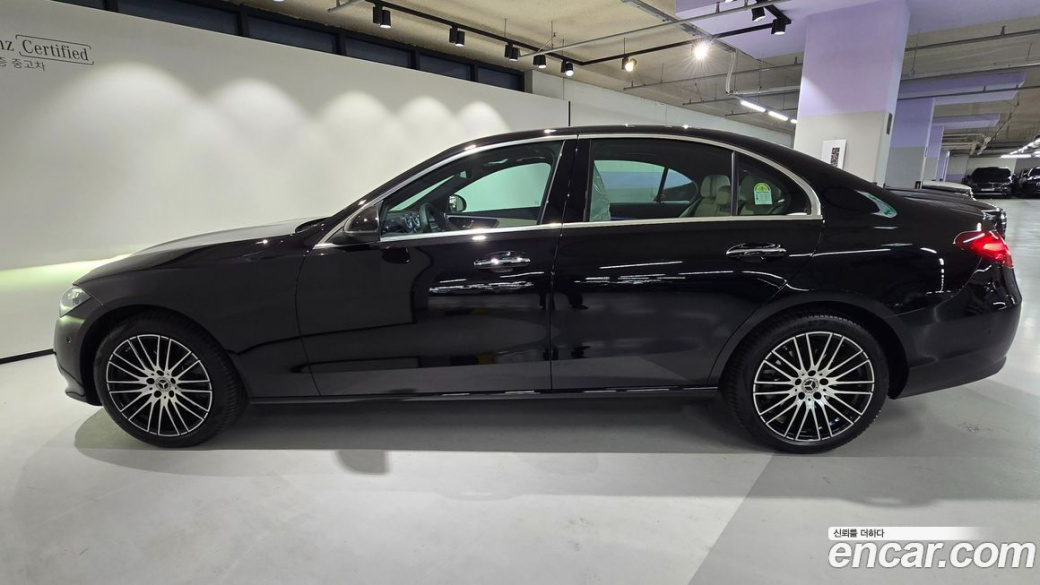 Mercedes-Benz C-Class C200 Avantgarde, 2025
