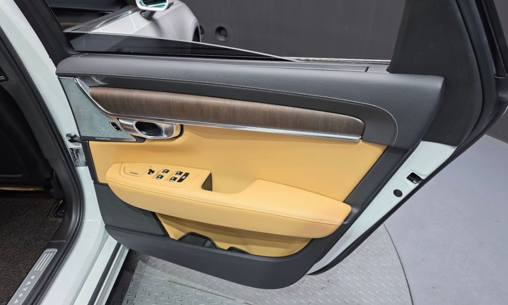 Volvo S90 B6 AWD Ultimate Bright, 2023