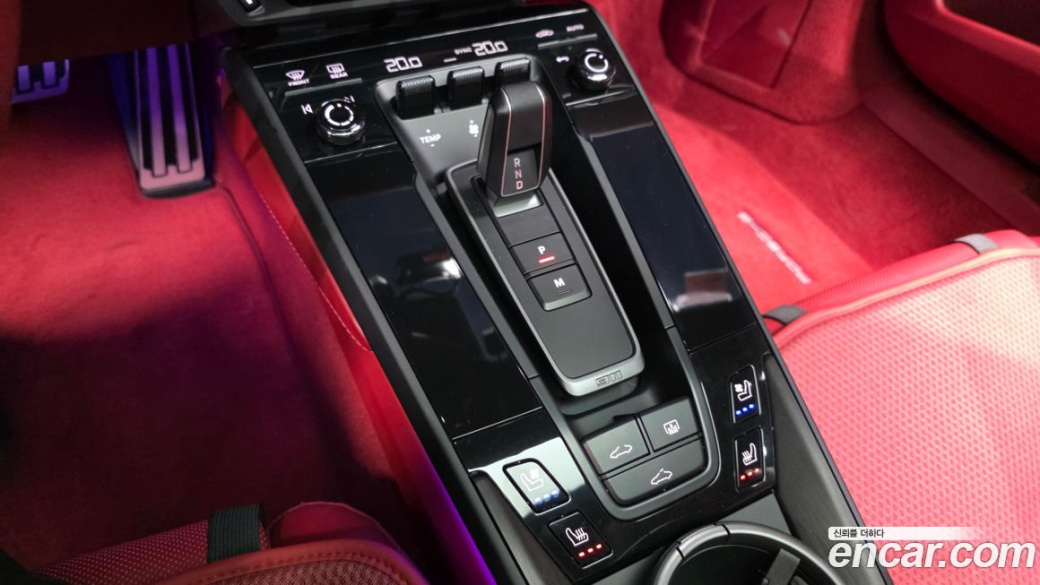 Porsche 911 Carrera GTS, 2023
