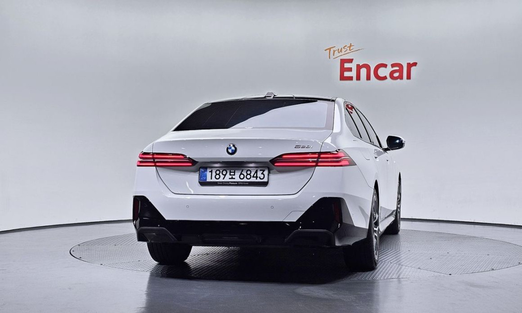 BMW 5-Series 520i M Sport, 2024