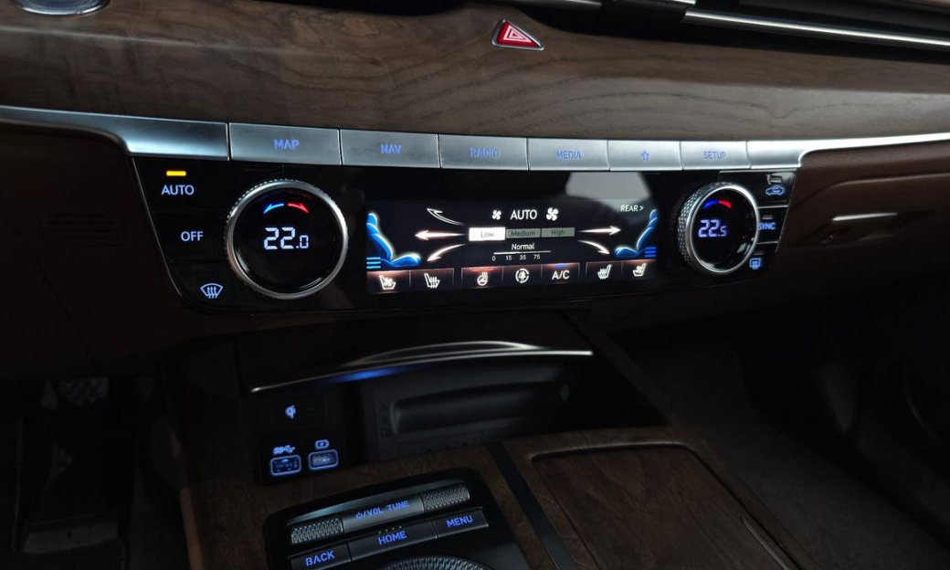 Genesis G80 Gasoline 2.5 Turbo AWD, 2022