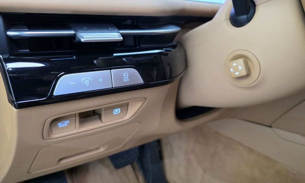 Genesis G80 Gasoline 2.5 Turbo AWD, 2026