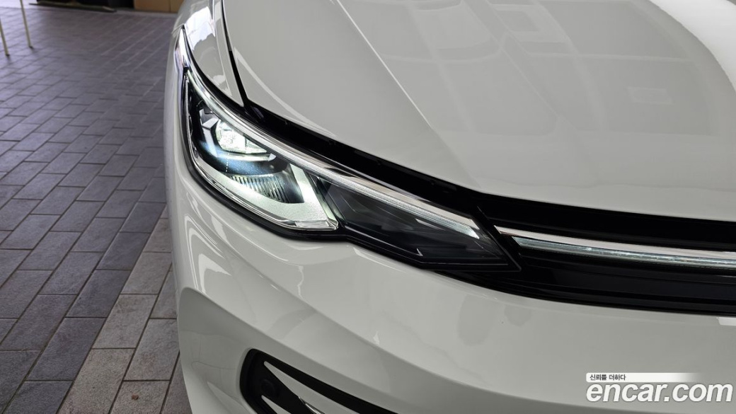 Volkswagen Golf 2.0 TDI Prestige, 2025
