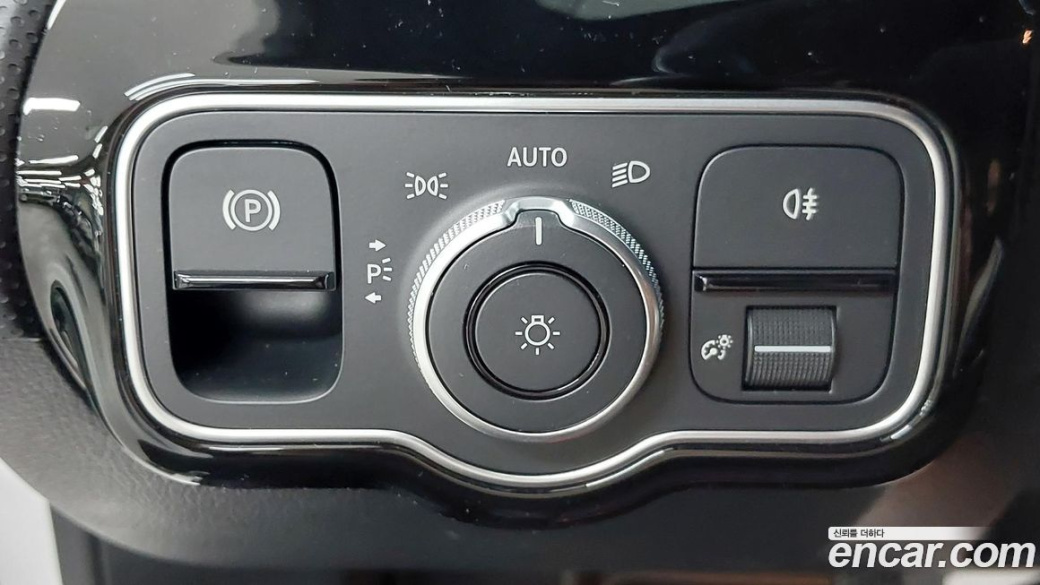 Mercedes-Benz A-Class A220 Hatchback, 2026