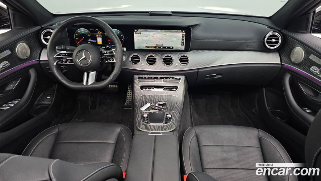 Mercedes-Benz E-Class E350 4MATIC AMG Line, 2023