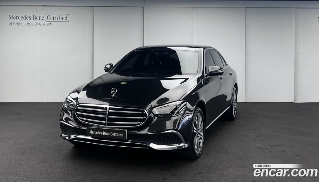 Mercedes-Benz E-Class E350 4MATIC Exclusive, 2023
