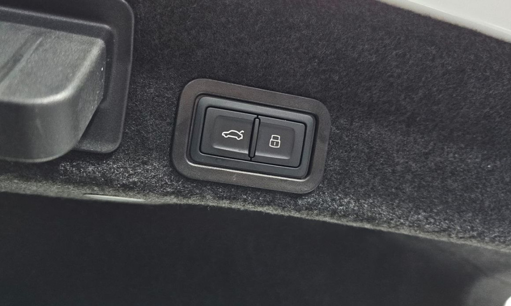 Audi A6 40 TDI Premium, 2022