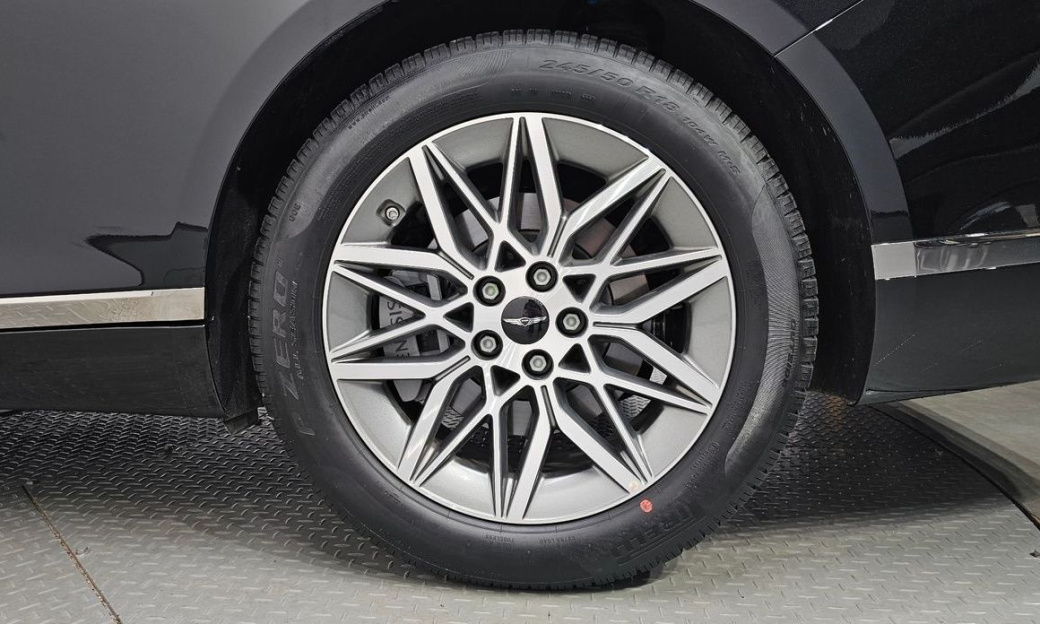 Genesis G80 Gasoline 2.5 Turbo AWD, 2025