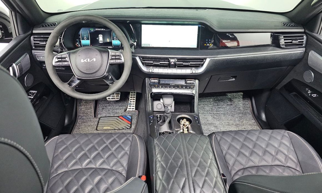 Kia Mohave Diesel 3.0 4WD 6-Seater, 2024