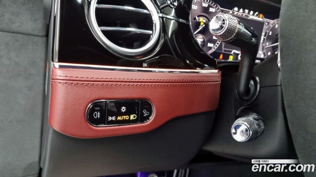 Bentley Continental 4.0 GTS, 2024