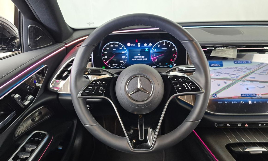 Mercedes-Benz E-Class E300 4MATIC Exclusive, 2024