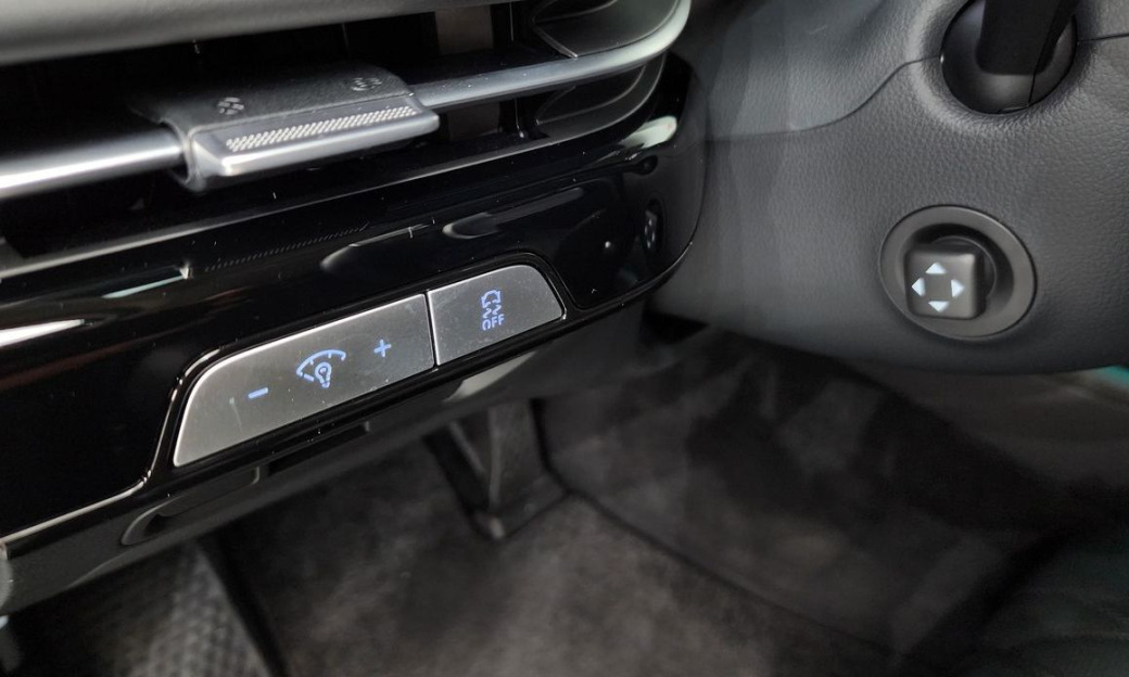 Genesis G80 Gasoline 2.5 Turbo AWD, 2025