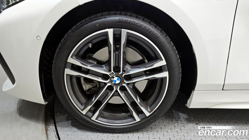BMW 1-Series 120i M Sports, 2024