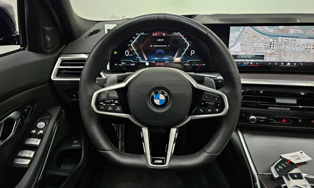 BMW 3-Series 320i M Sport, 2025