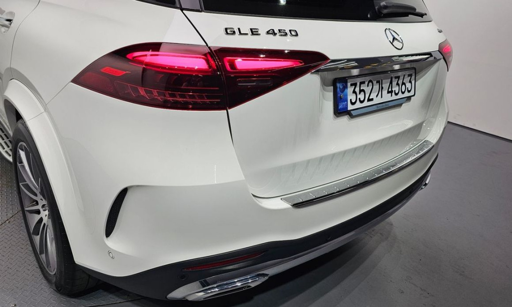 Mercedes-Benz GLE-Class GLE450 4MATIC, 2025