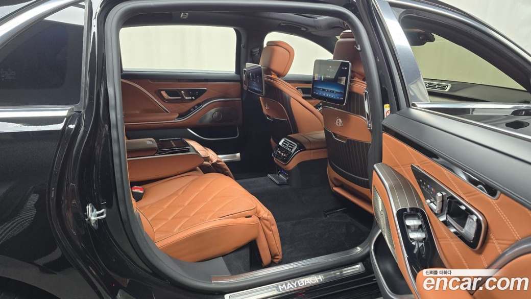 Mercedes-Benz S-Class Maybach S680 4MATIC, 2023