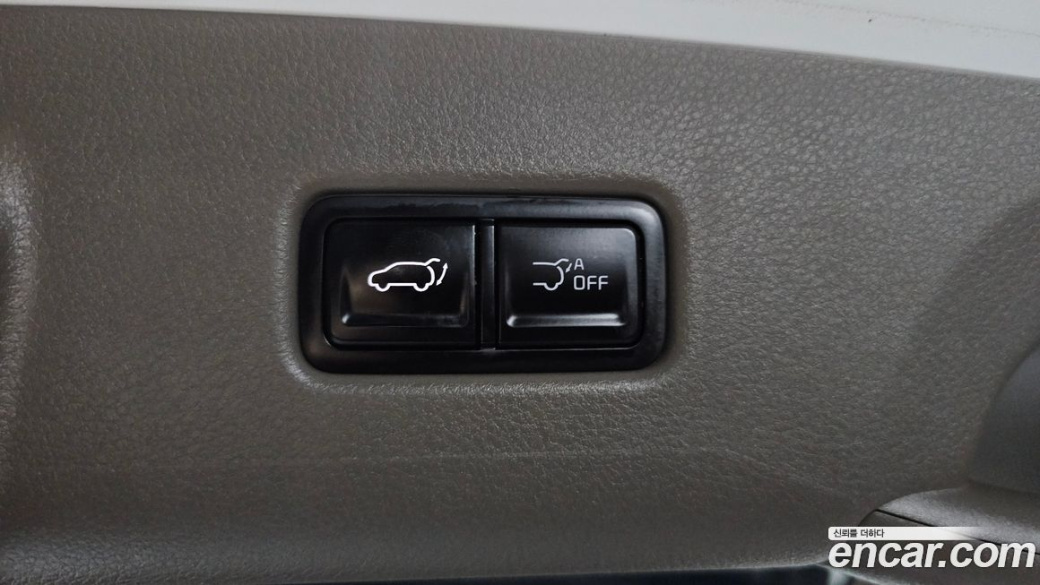 Kia Carnival 7-Seater Gravity, 2025