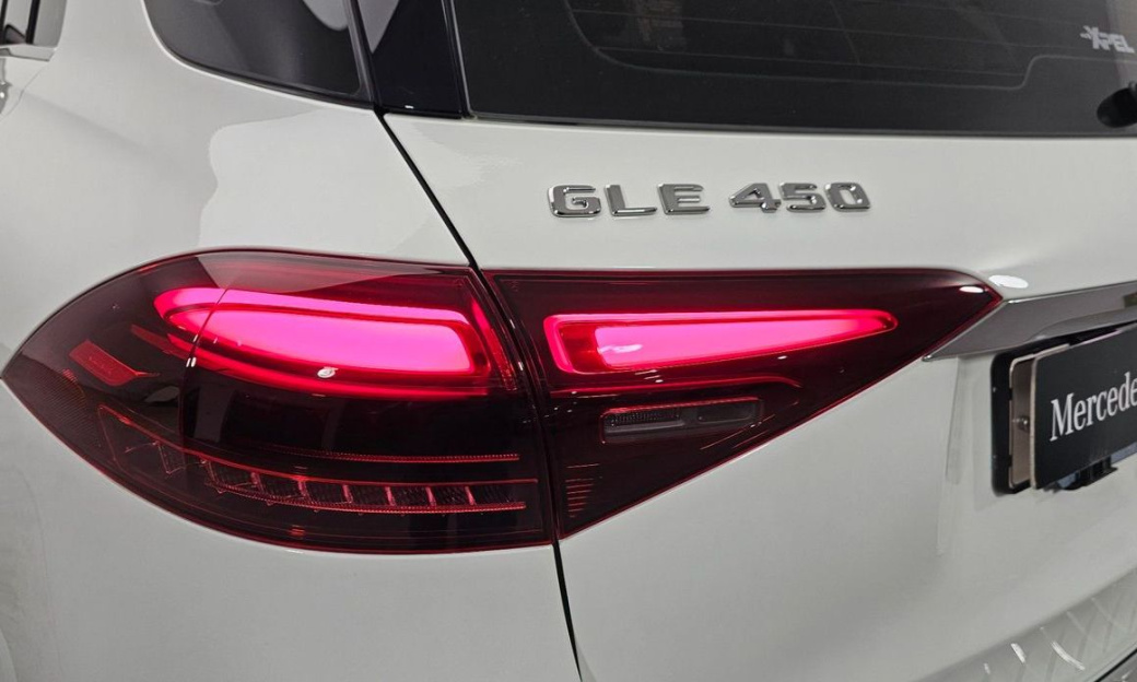 Mercedes-Benz GLE-Class GLE450 4MATIC, 2025