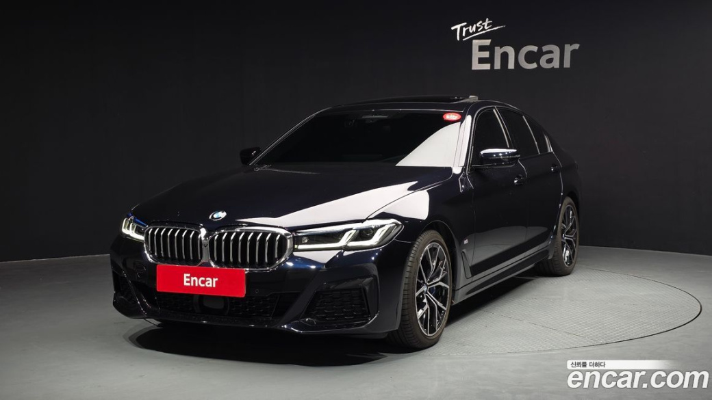 BMW 5-Series 530i M Sport Package, 2023