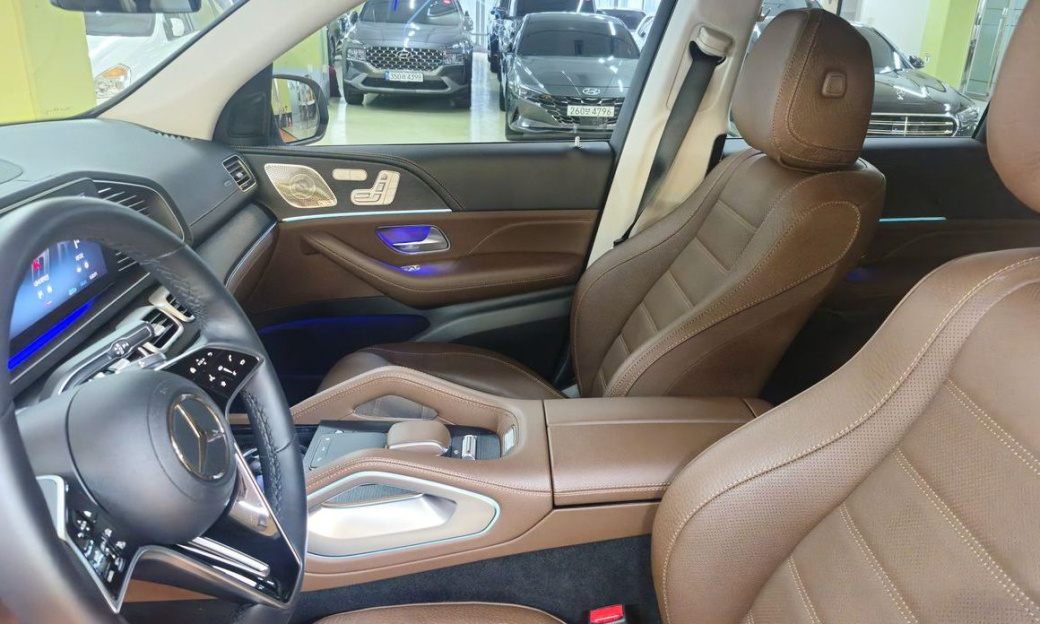 Mercedes-Benz GLE-Class GLE450 4MATIC, 2025
